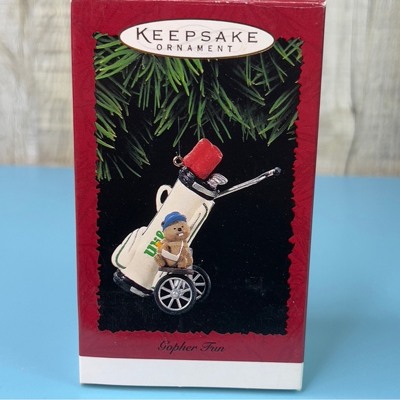 Hallmark Keepsake Ornament 1995 Gopher Fun Golfing Gopher Handcrafted 1995 - Picture 1 of 5